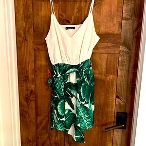 BOGO💞 Plant leaves mini dress